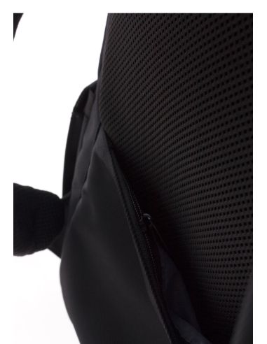 Mochila FOCUS Antirrobo 17"